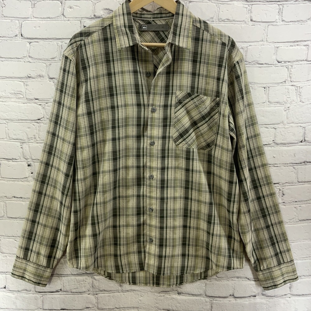 REI Button Down Shirt‎ Mens Sz M Long Sleeve Plaid